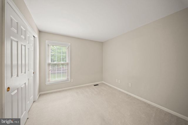 2711 MUSTANG DR, Herndon, VA 20171