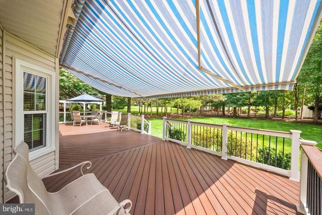 2711 MUSTANG DR, Herndon, VA 20171