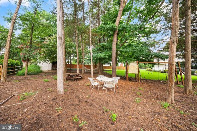 2711 MUSTANG DR, Herndon, VA 20171