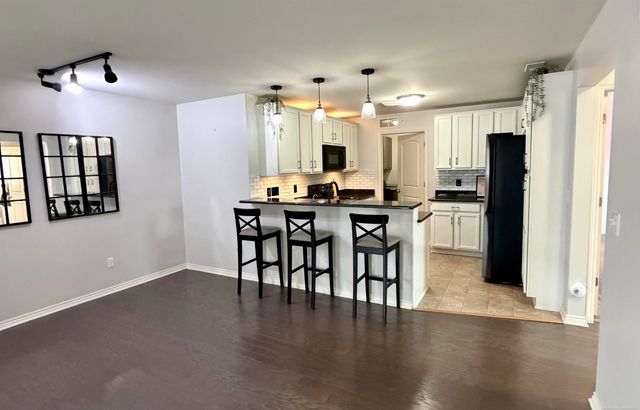 7013 Boulder Pointe Drive, Washington Twp, MI 48094