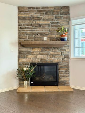 7013 Boulder Pointe Drive, Washington Twp, MI 48094