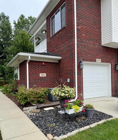 7013 Boulder Pointe Drive, Washington Twp, MI 48094