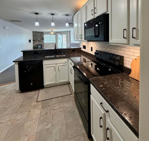 7013 Boulder Pointe Drive, Washington Twp, MI 48094