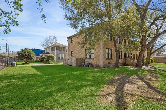 1603 Oakdale Street, Houston, TX 77004