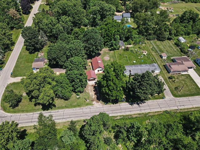 17626 S Fisher Lake Road, Three Rivers, MI 49093