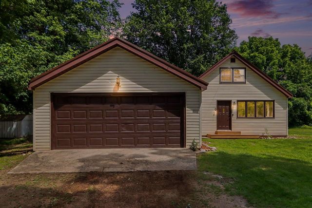 17626 S Fisher Lake Road, Three Rivers, MI 49093