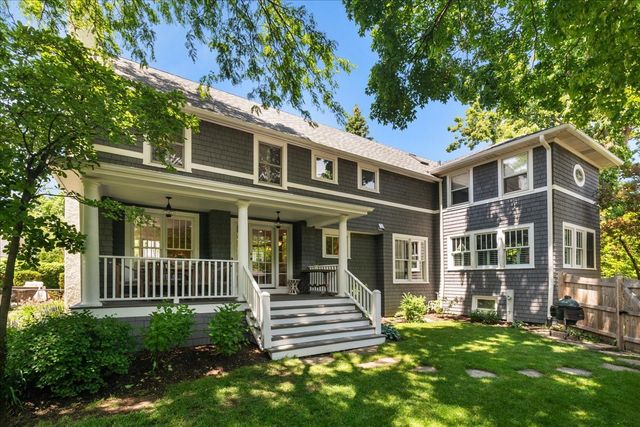23 Washington Road, Lake Forest, IL 60045