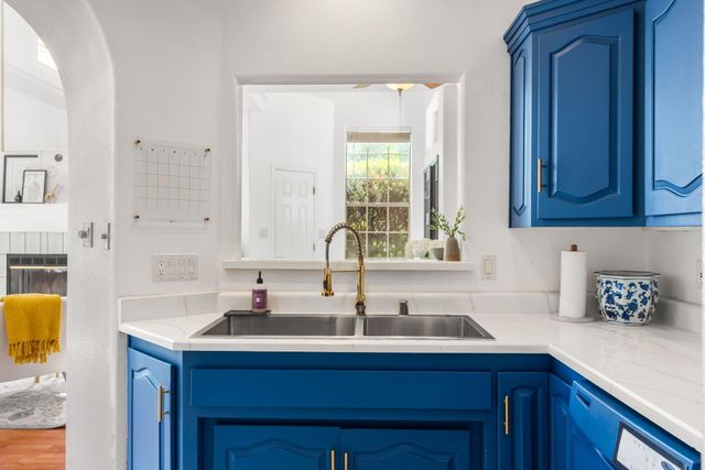 9300 Ironshore NE, Albuquerque, NM 87111