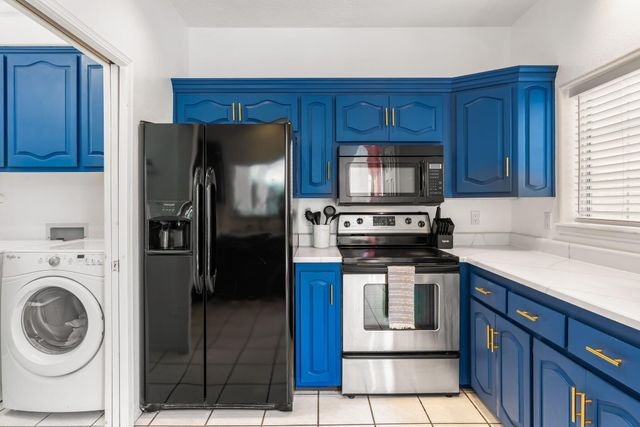 9300 Ironshore NE, Albuquerque, NM 87111