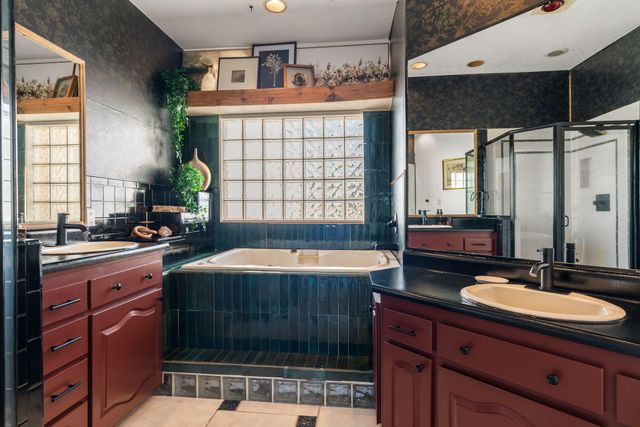 9300 Ironshore NE, Albuquerque, NM 87111