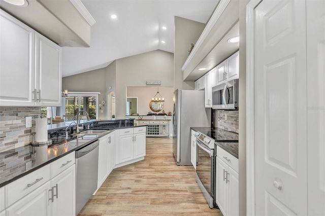 4984 WILD DAISY LANE, Venice, FL 34293