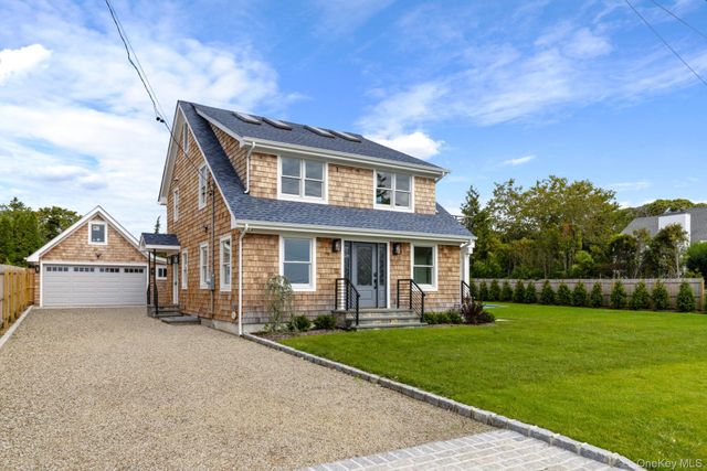 10 Sagamore Road, Hampton Bays, NY 11946