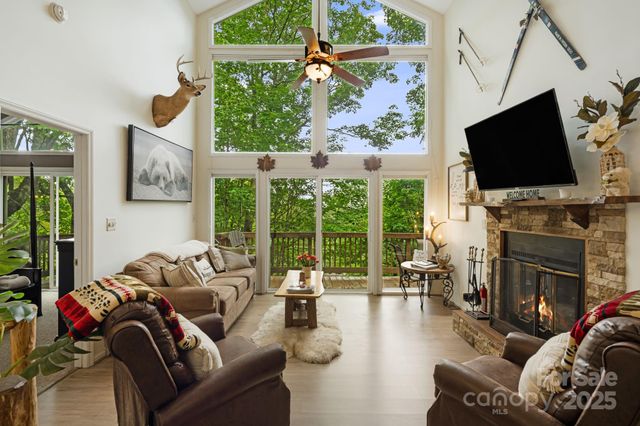 103 Maple Lane, Beech Mountain, NC 28604