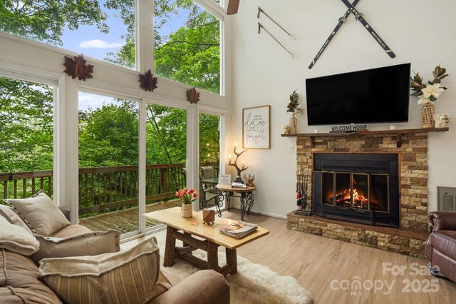 103 Maple Lane, Beech Mountain, NC 28604