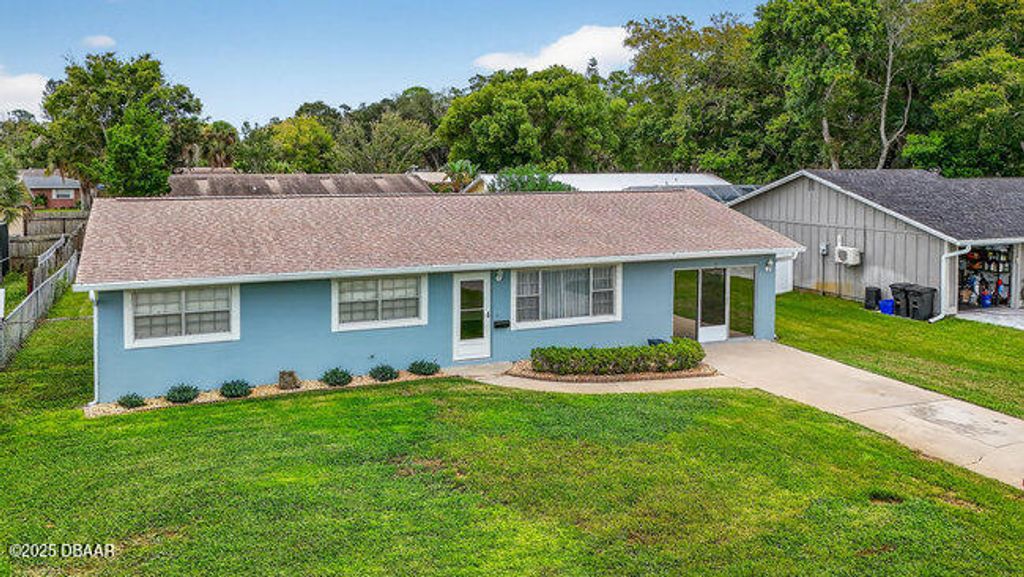29 Arrowhead Circle, Ormond Beach, FL 32174