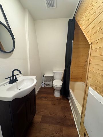 1129 Scenic Drive, Granbury, TX 76048