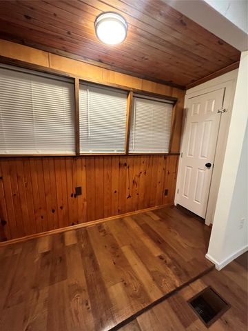 1129 Scenic Drive, Granbury, TX 76048