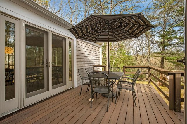 12 Highview Circle, Marstons Mills, MA 02648