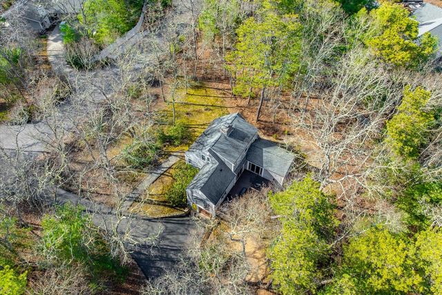 12 Highview Circle, Marstons Mills, MA 02648