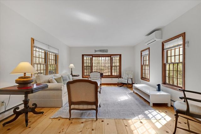 12 Highview Circle, Marstons Mills, MA 02648