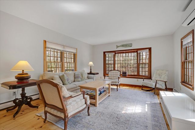 12 Highview Circle, Marstons Mills, MA 02648