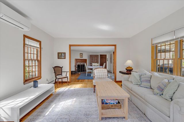 12 Highview Circle, Marstons Mills, MA 02648
