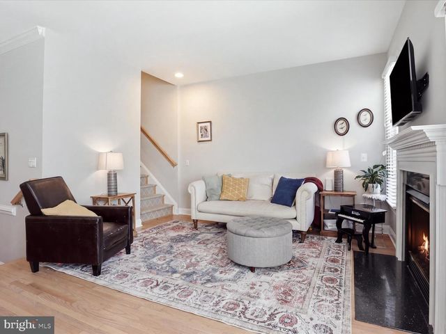 5408 EDSALL RIDGE PL, Alexandria, VA 22312
