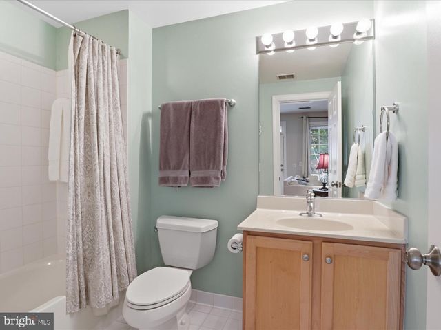 5408 EDSALL RIDGE PL, Alexandria, VA 22312