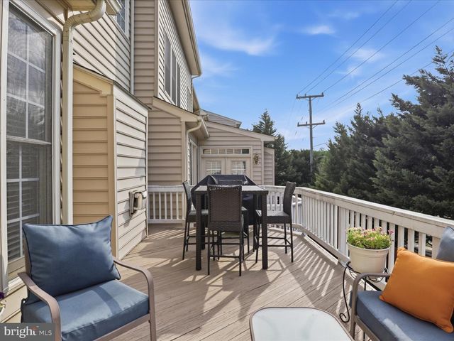 5408 EDSALL RIDGE PL, Alexandria, VA 22312