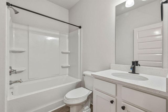 100 W Oak Trees Lane, Freeport, FL 32439