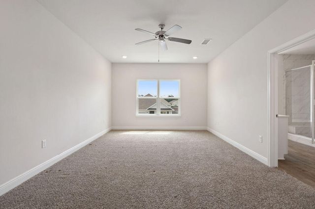 100 W Oak Trees Lane, Freeport, FL 32439
