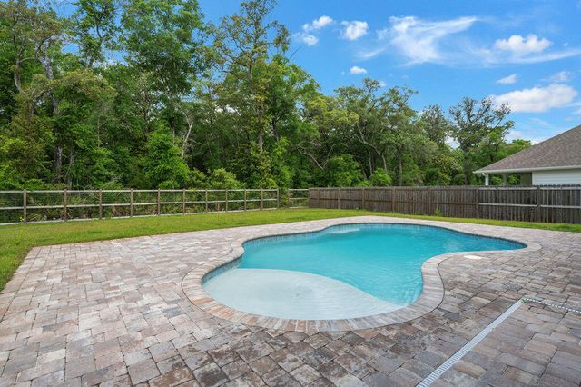100 W Oak Trees Lane, Freeport, FL 32439