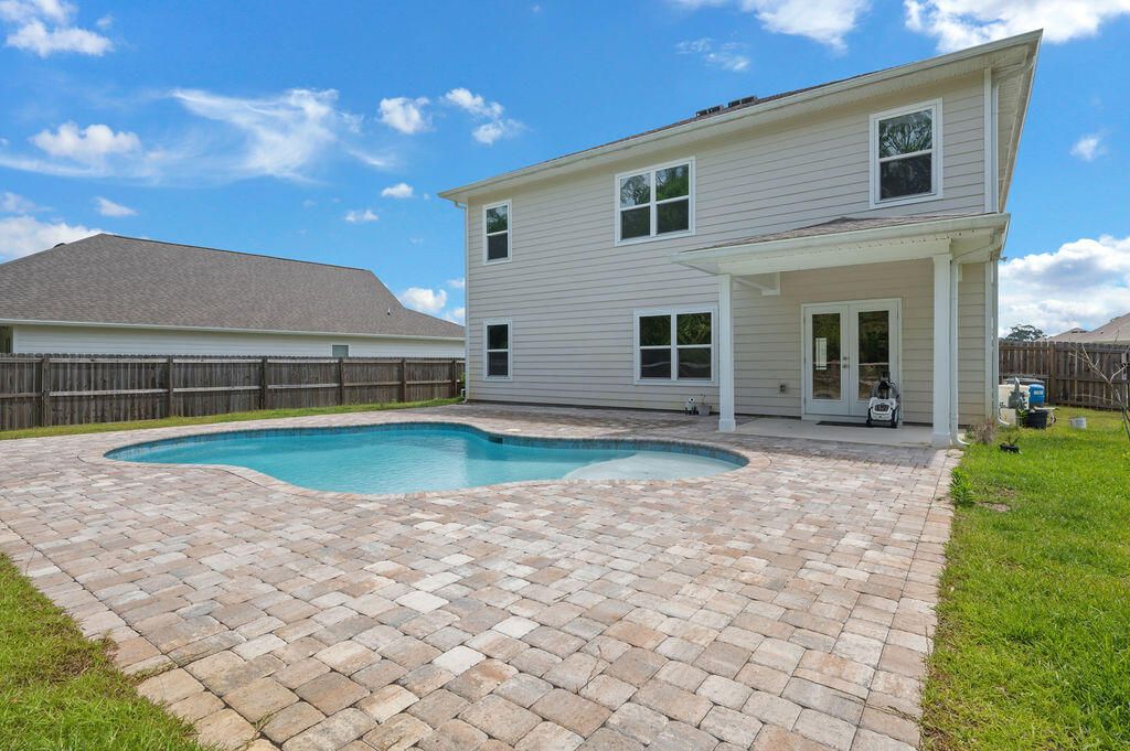 100 W Oak Trees Lane, Freeport, FL 32439