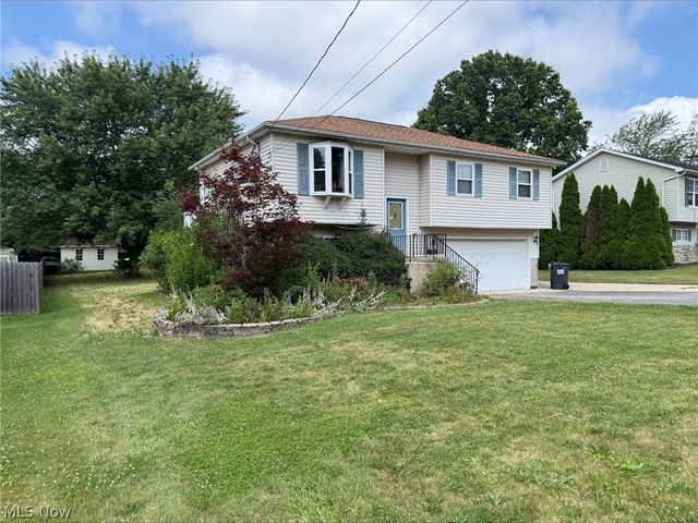 84 Howard Street, Austintown, OH 44515