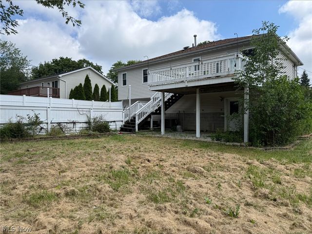 84 Howard Street, Austintown, OH 44515