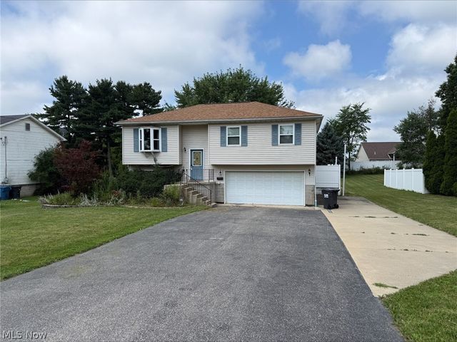 84 Howard Street, Austintown, OH 44515