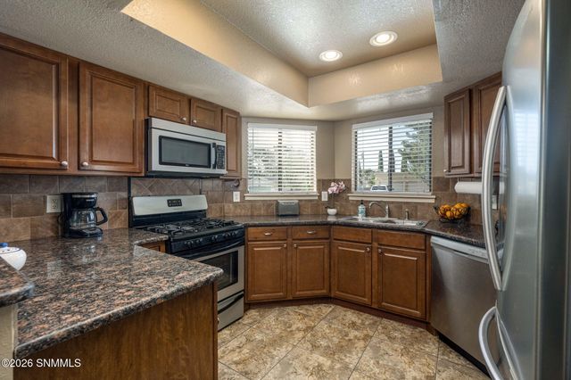 958 Jasmine Drive, Las Cruces, NM 88005