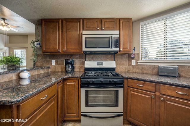 958 Jasmine Drive, Las Cruces, NM 88005