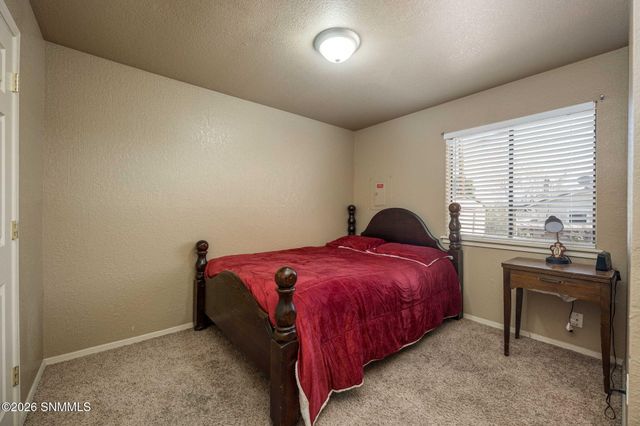 958 Jasmine Drive, Las Cruces, NM 88005