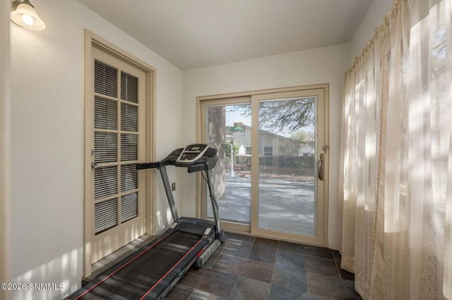 958 Jasmine Drive, Las Cruces, NM 88005