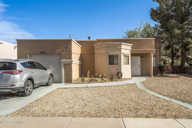 958 Jasmine Drive, Las Cruces, NM 88005
