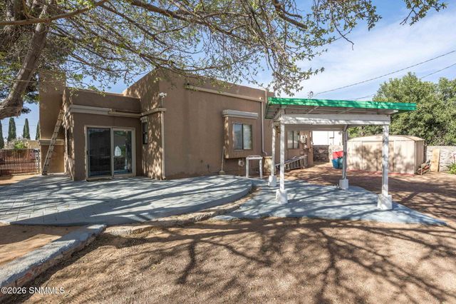 958 Jasmine Drive, Las Cruces, NM 88005