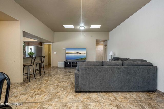 958 Jasmine Drive, Las Cruces, NM 88005