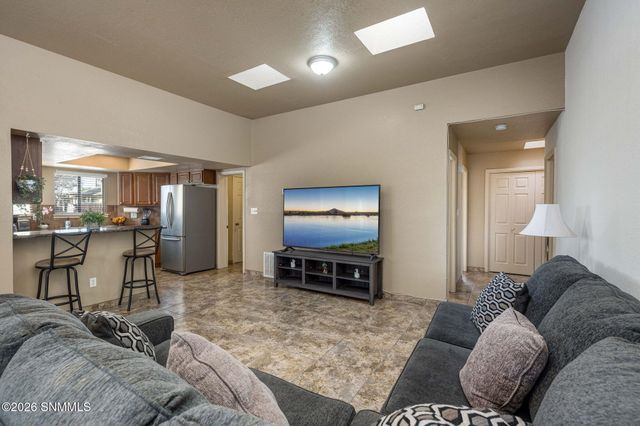 958 Jasmine Drive, Las Cruces, NM 88005