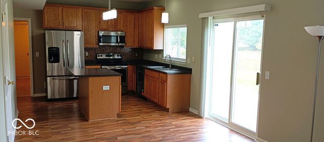 12275 Cobblestone Drive, Fishers, IN 46037
