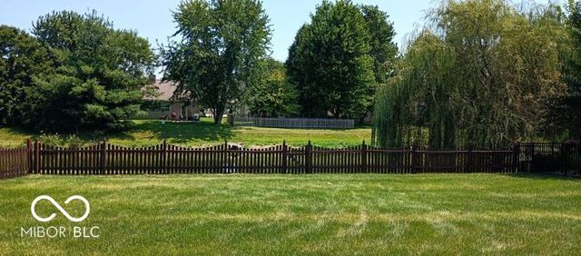 12275 Cobblestone Drive, Fishers, IN 46037