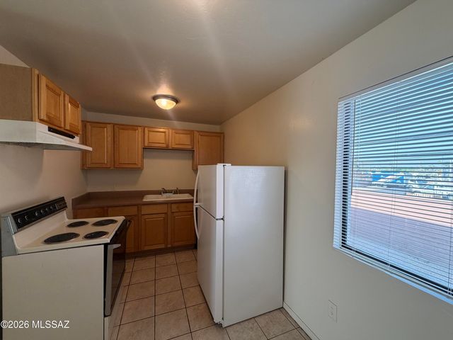 455 W Kelso St Apt 209, Tucson, AZ 85705