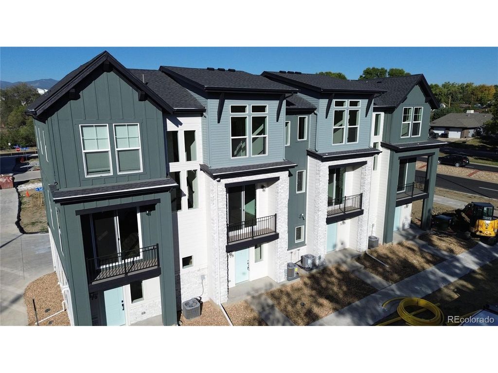 5737 Union St, Arvada, CO 80002