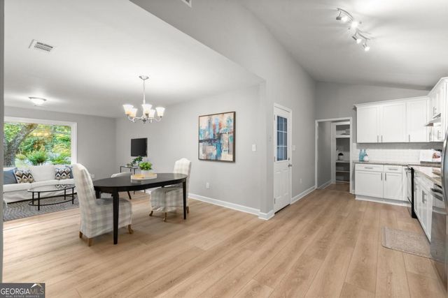 122 Cross Gate Drive, Marietta, GA 30068