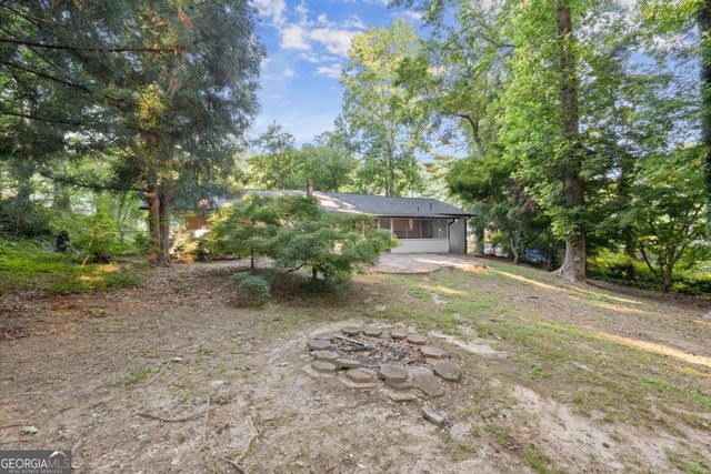 122 Cross Gate Drive, Marietta, GA 30068